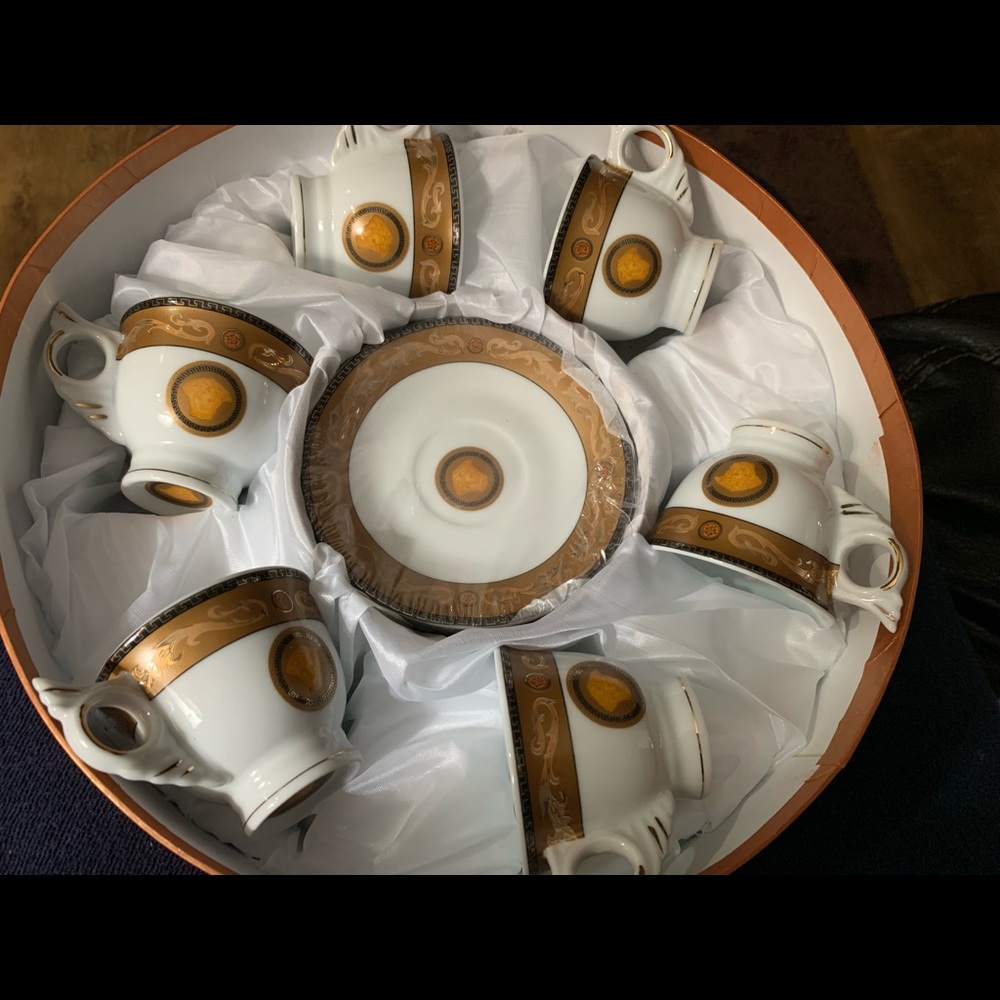 Versace Tea Set - Picture 2 of 7